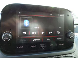 Voertuigafbeelding 12