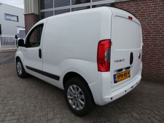 Voertuigafbeelding 2