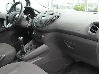 Voertuigafbeelding 6