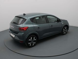 Voertuigafbeelding 9