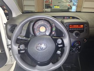 Voertuigafbeelding 12