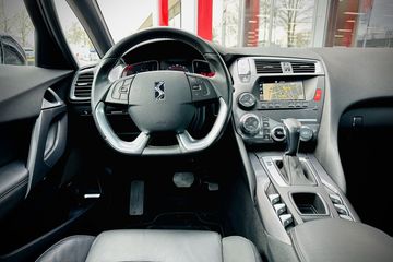 Voertuigafbeelding 16