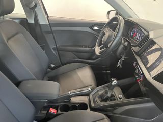 Voertuigafbeelding 13