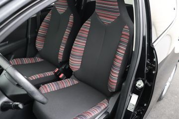 Voertuigafbeelding 7