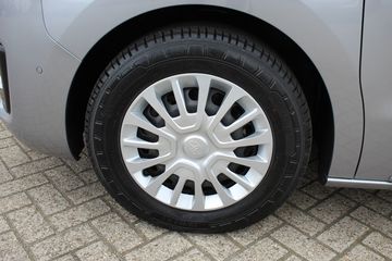 Voertuigafbeelding 37