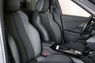 Voertuigafbeelding 14