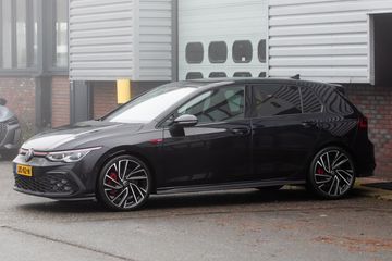 Voertuigafbeelding 1