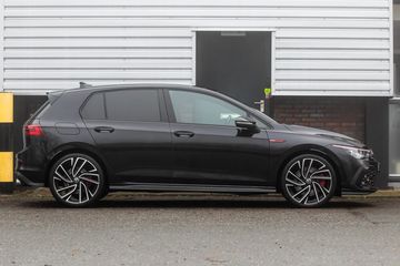 Voertuigafbeelding 5