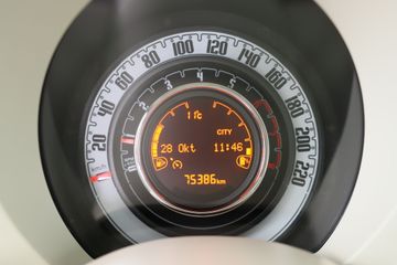 Voertuigafbeelding 11