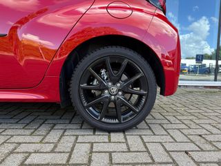 Voertuigafbeelding 6