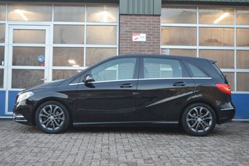 Voertuigafbeelding 4