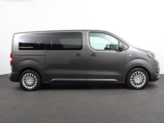 Voertuigafbeelding 8