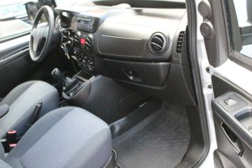 Voertuigafbeelding 11