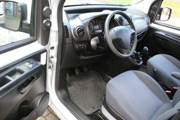 Voertuigafbeelding 8