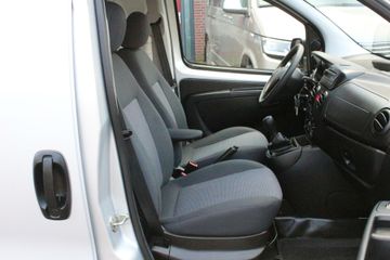 Voertuigafbeelding 9