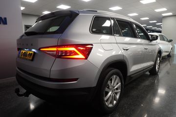 Voertuigafbeelding 3