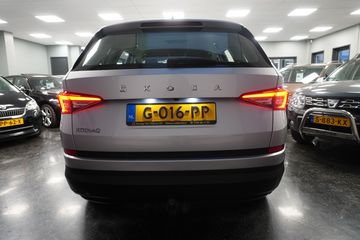 Voertuigafbeelding 5