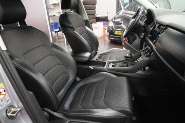 Voertuigafbeelding 7