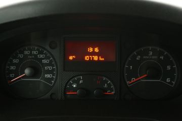 Voertuigafbeelding 15