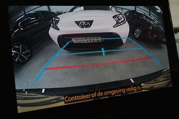 Voertuigafbeelding 8