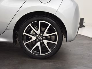 Voertuigafbeelding 9