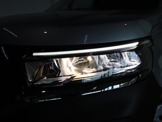 Voertuigafbeelding 17