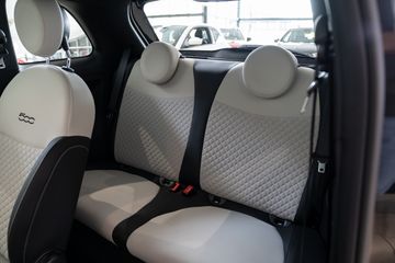 Voertuigafbeelding 7