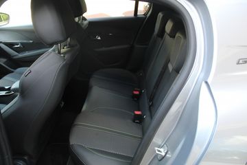 Voertuigafbeelding 14