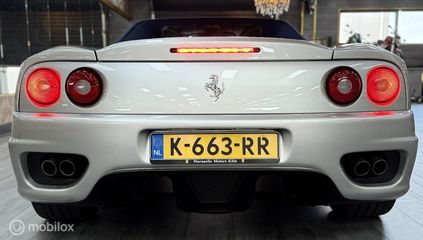 Voertuigafbeelding 16