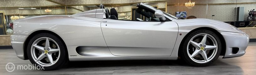 Voertuigafbeelding 24