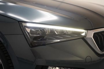 Voertuigafbeelding 33