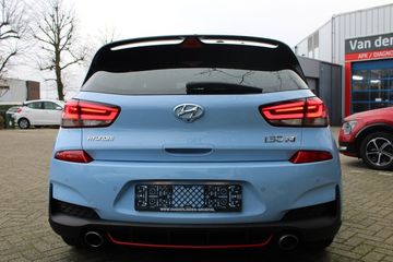 Voertuigafbeelding 3