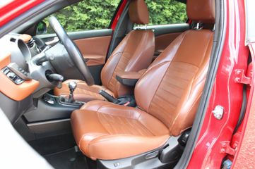 Voertuigafbeelding 5