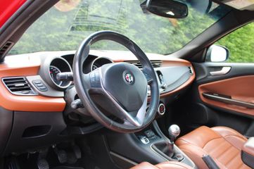 Voertuigafbeelding 6