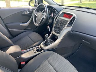 Voertuigafbeelding 12