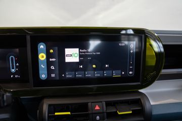 Voertuigafbeelding 24