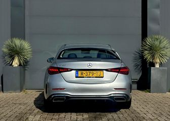 Voertuigafbeelding 12