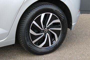 Voertuigafbeelding 6