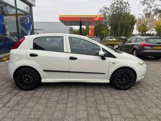 Voertuigafbeelding 7