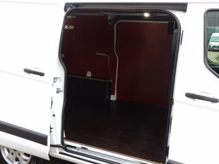 Voertuigafbeelding 11