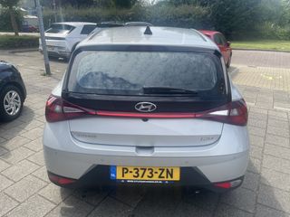 Voertuigafbeelding 3