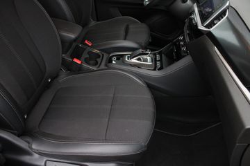 Voertuigafbeelding 4