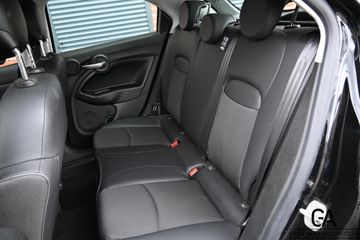 Voertuigafbeelding 5