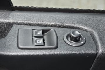 Voertuigafbeelding 14