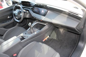 Voertuigafbeelding 13