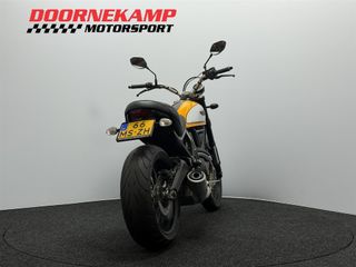 Voertuigafbeelding 13