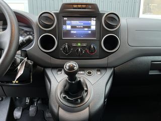 Voertuigafbeelding 12