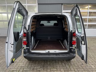 Voertuigafbeelding 15