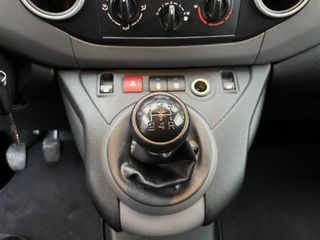 Voertuigafbeelding 29