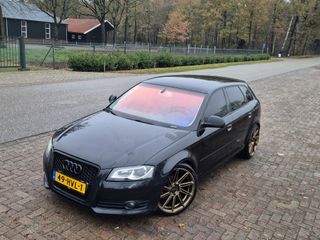 Voertuigafbeelding 3